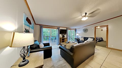 Put-in-Bay Island Club #97 House in South Bass Island