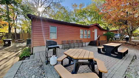 Put-in-Bay Island Club #66 House in South Bass Island