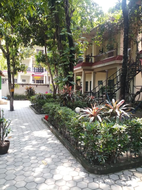 Property building, Garden, Garden view