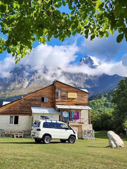 Property building, Spring, Mountain view
