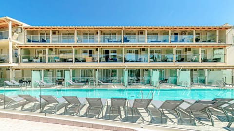 Palapart Gikas Gouvia Apartment in Gouvia