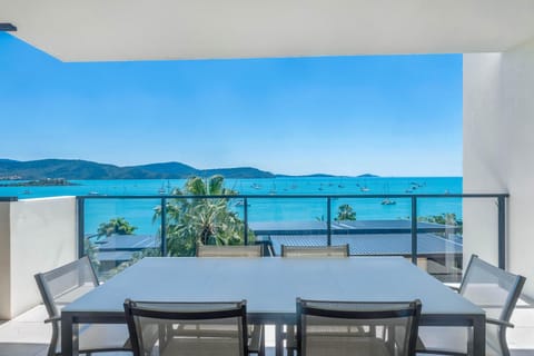 Balcony/Terrace, Mountain view, Sea view