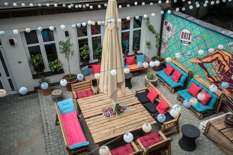 Garden, Lounge or bar