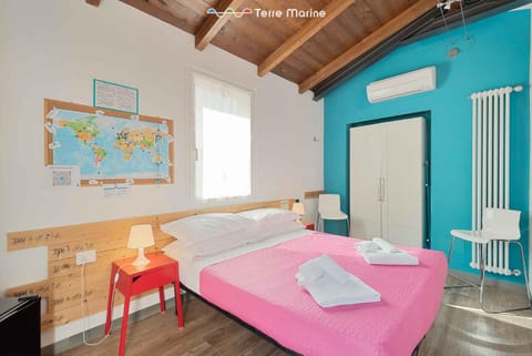 A Casa Tua Room, Terre Marine Bed and Breakfast in La Spezia