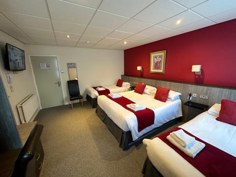 The Port Hotel Hotel in Portrush