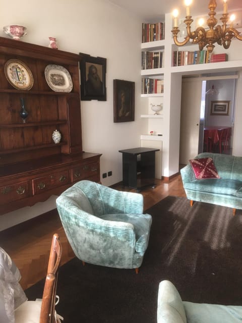 Lounge or bar