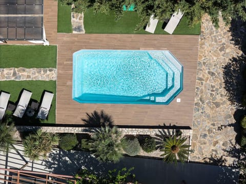 Day, Garden, Garden view, Pool view, Swimming pool, sunbed