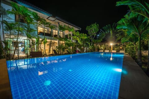 Night, Swimming pool, Swimming pool