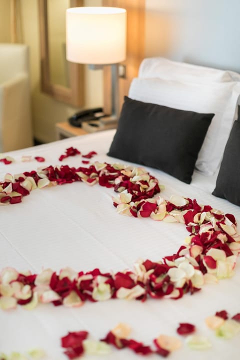 Bed, Decorative detail