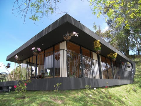 Property building, Day