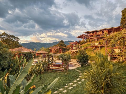 Restaurant/places to eat, Natural landscape, Spa and wellness centre/facilities, Spa and wellness centre/facilities, Swimming pool