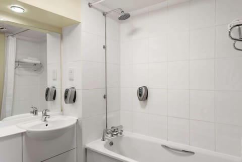 Bathroom, Photo of the whole room, On site