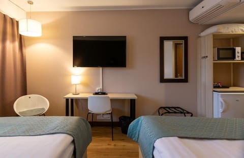 TV and multimedia, Photo of the whole room