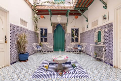 Patio, Living room, Seating area, Dining area, Internal: Not applicable to any particular room