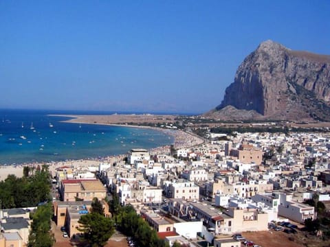 Neighbourhood, Natural landscape, Beach, City view, Landmark view, Mountain view, Sea view