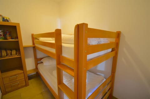 bunk bed