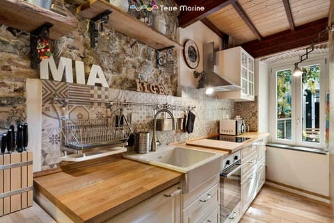 Mia Home, Terre Marine Apartment in Riomaggiore