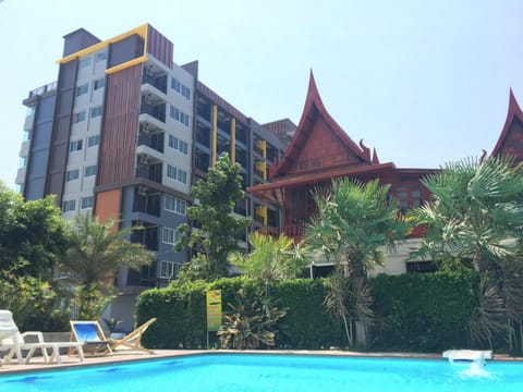 Property building, Pool view, Swimming pool