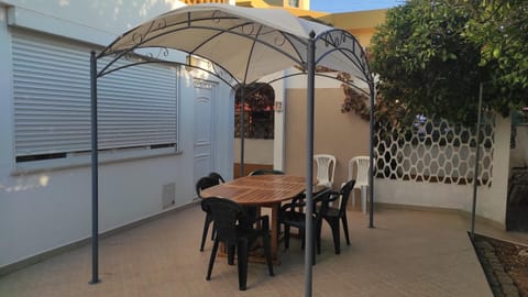 Balcony/Terrace, Balcony/Terrace