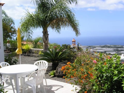 View (from property/room), Balcony/Terrace