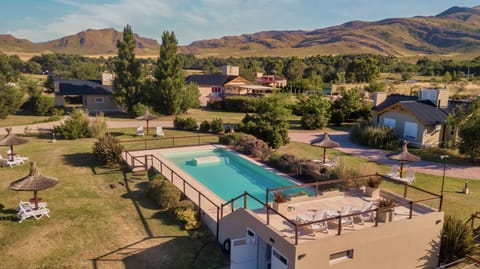 Bird's eye view, Garden view, Mountain view, Swimming pool, sunbed