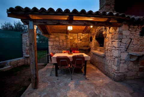 Patio, BBQ facilities, Seating area