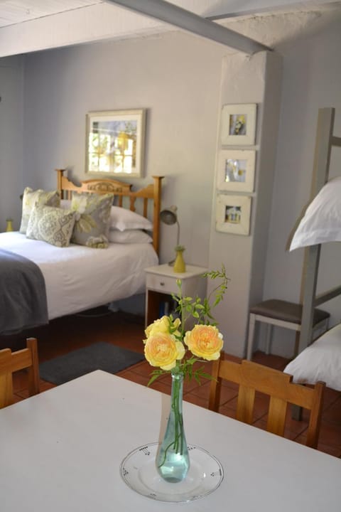 Rooiheuwel Cottage Bed and Breakfast in Cape Town