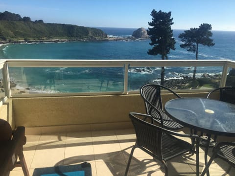 Landmark view, Mountain view, Pool view, Sea view