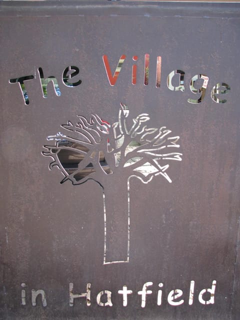 Facade/entrance, Property logo or sign, Logo/Certificate/Sign, Street view