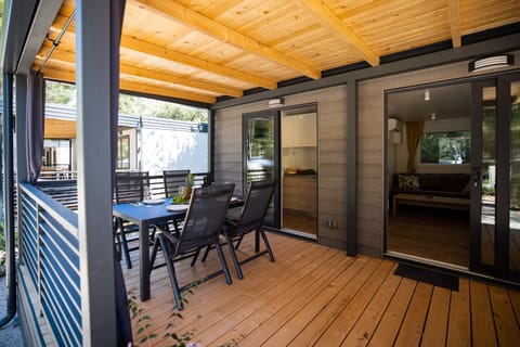 Mobile Homes & Bungalows Ljutić Campground/ 
RV Resort in Biograd na Moru