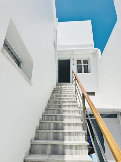 Kirki Rooms by the sea Hotel in Paros