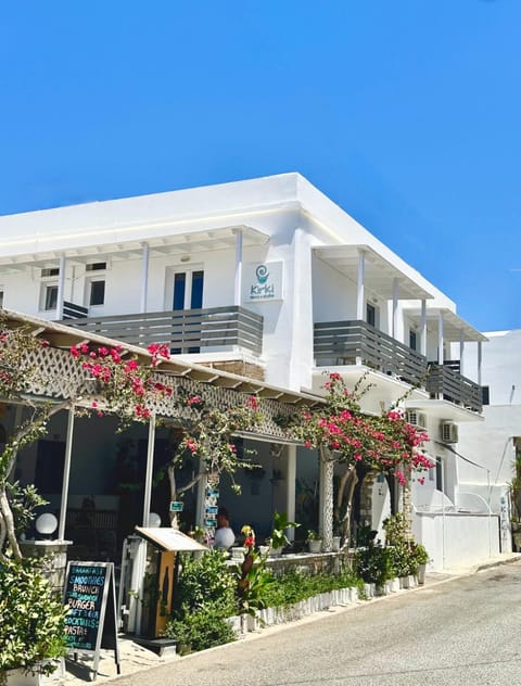 Kirki Rooms by the sea Hotel in Paros