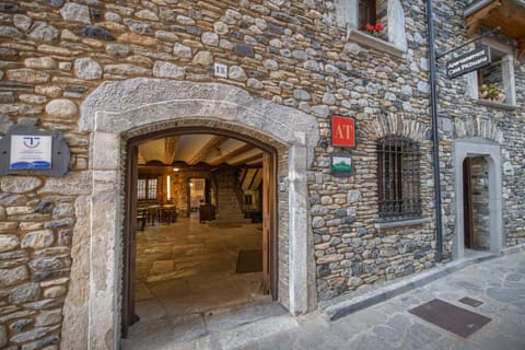 Property building, Lobby or reception