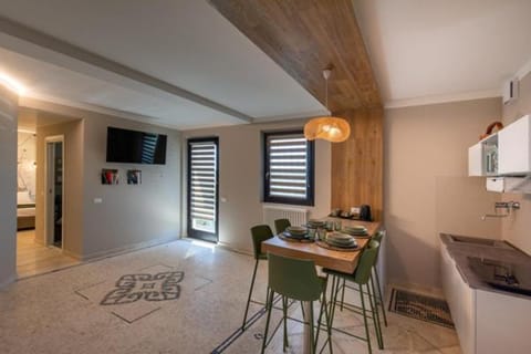 Mandalay Lodge & Resort Senigallia Country House in Marche