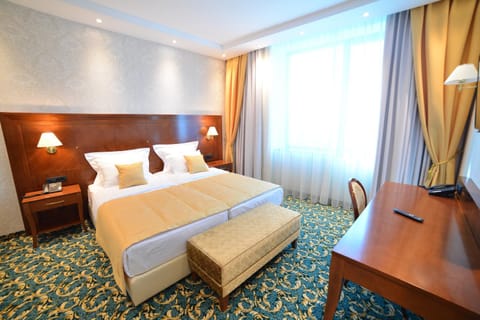 View (from property/room), City view