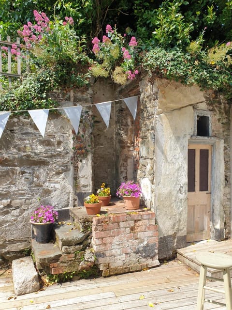 The Castle Apartment Apartment in Strangford