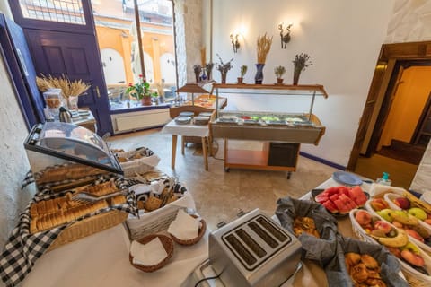 Breakfast, Buffet breakfast