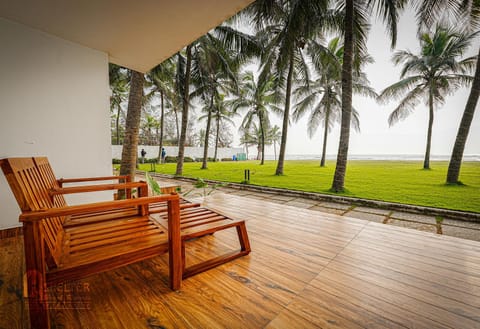 Patio, Day, Garden, Balcony/Terrace, Seating area, Garden view, Sea view