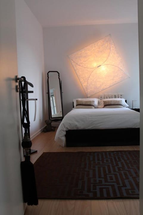 Decorative detail, Bedroom