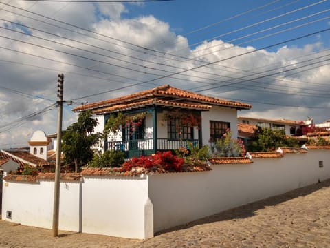 Property building, Nearby landmark, Facade/entrance
