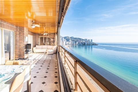 Day, Natural landscape, Balcony/Terrace, Living room, Dining area, Sea view