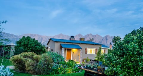Property building, Garden view, Mountain view