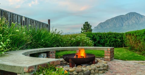 Spring, Garden, Mountain view, fireplace