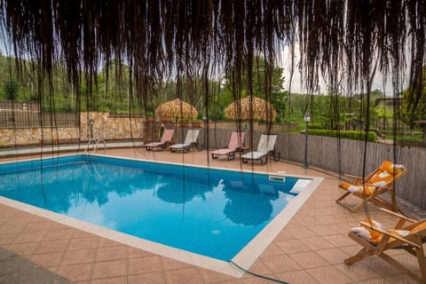Swimming pool