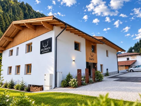 Property building, Day, Natural landscape, Mountain view