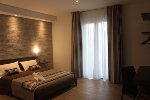 Day, Photo of the whole room