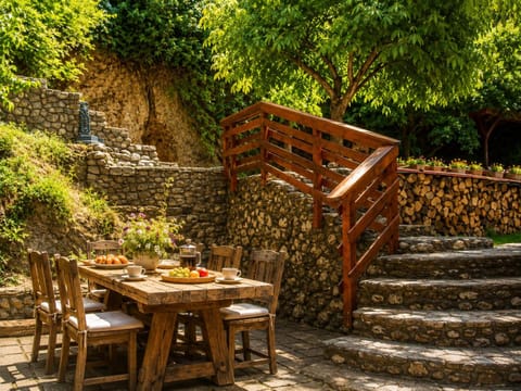 Inner courtyard view