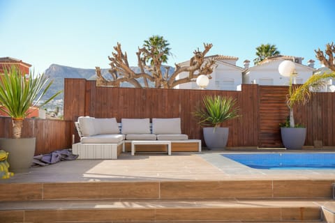 Sunset Pool Villa House in Calp