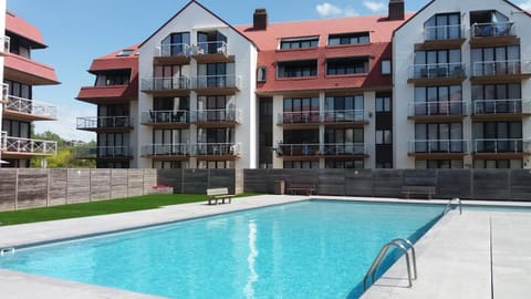 Swimming pool, Open Air Bath