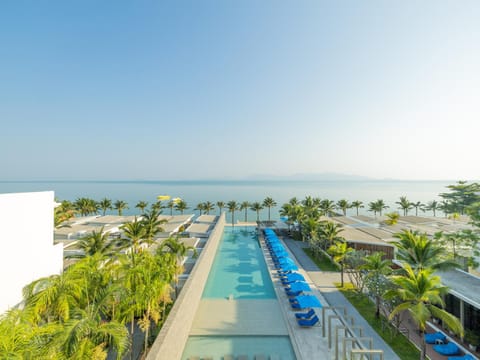 Balcony/Terrace, Pool view, Sea view, Swimming pool